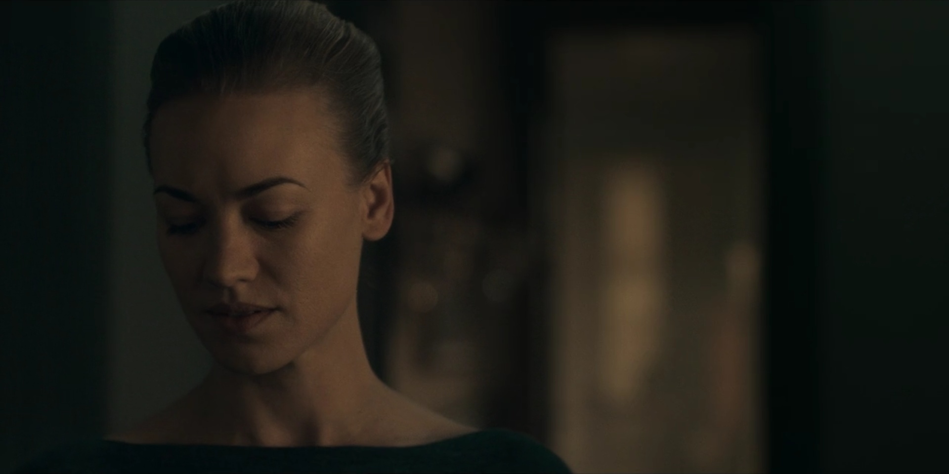 TheHandmaidsTale_1x08_Jezebels_0051.jpg