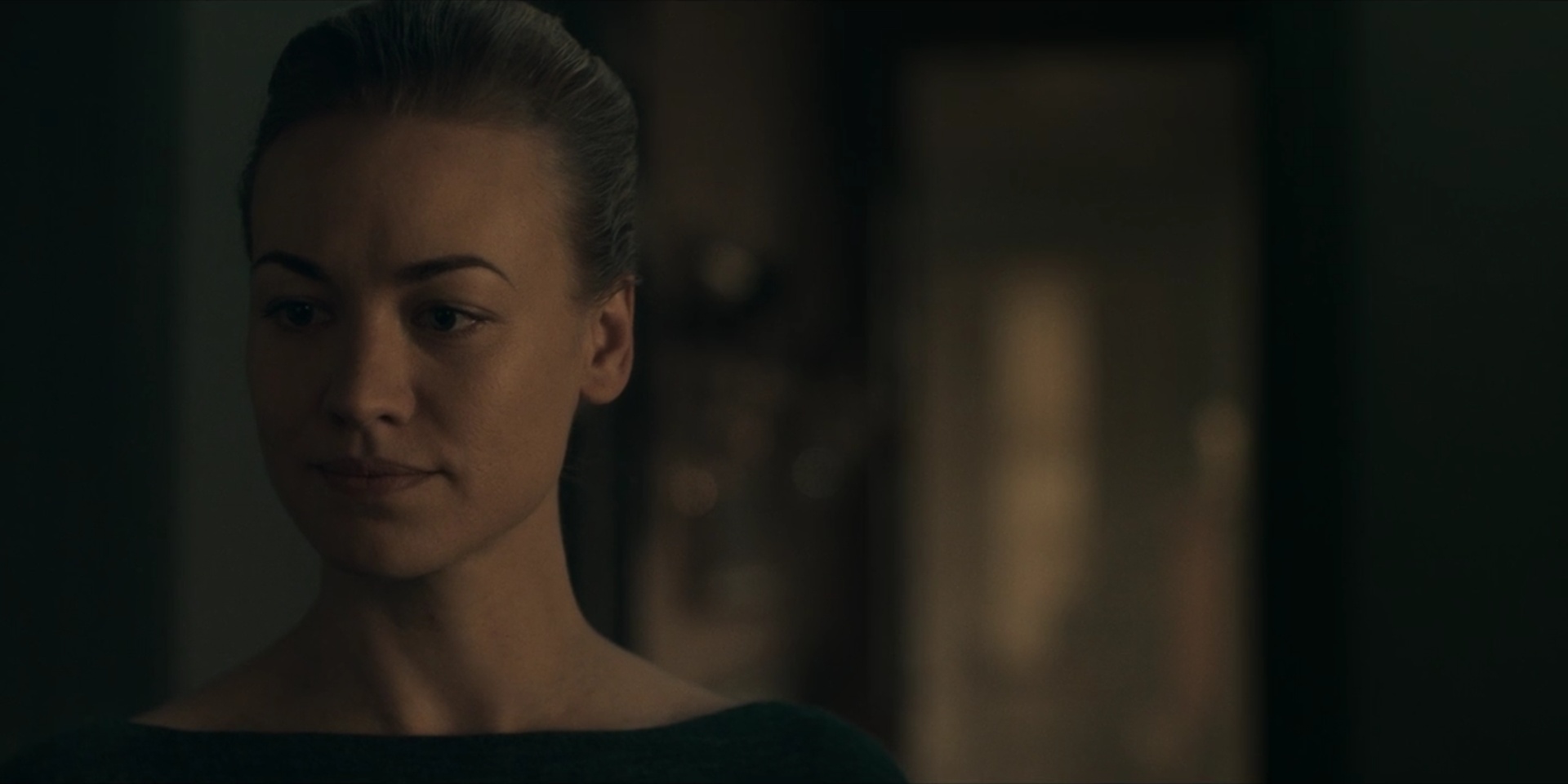 TheHandmaidsTale_1x08_Jezebels_0062.jpg