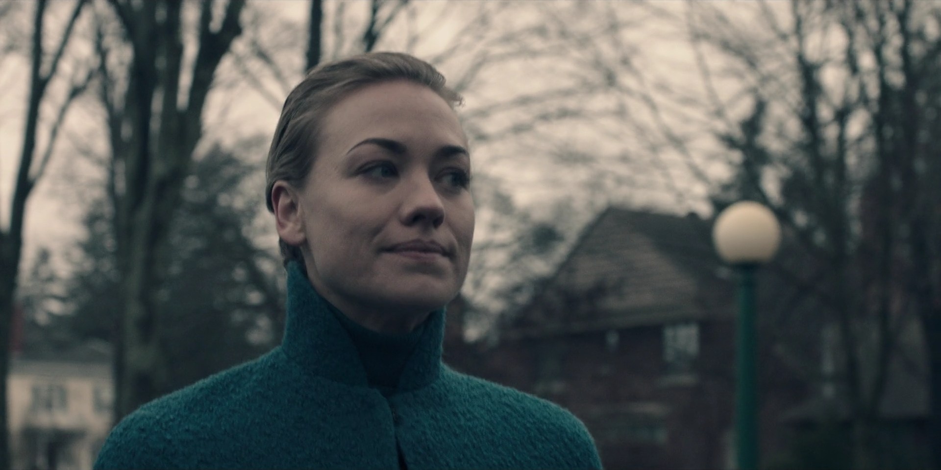 TheHandmaidsTale_1x09_TheBridge_0025.jpg