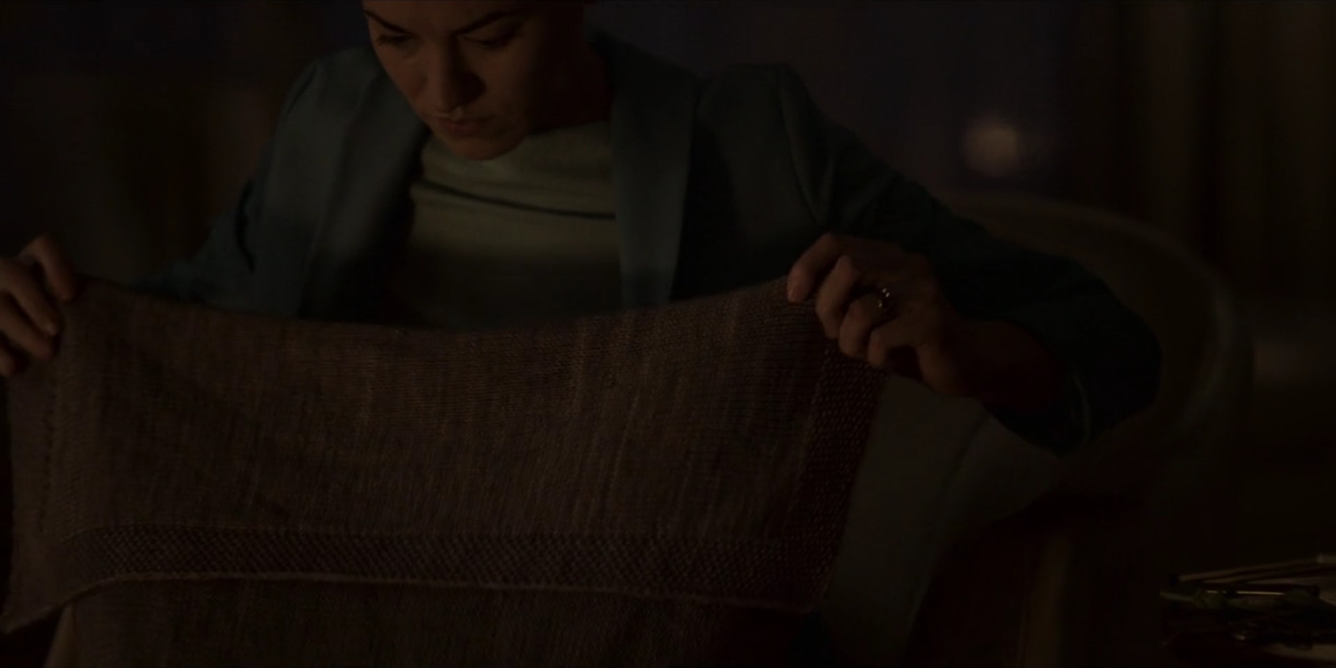 TheHandmaidsTale_1x09_TheBridge_0036.jpg