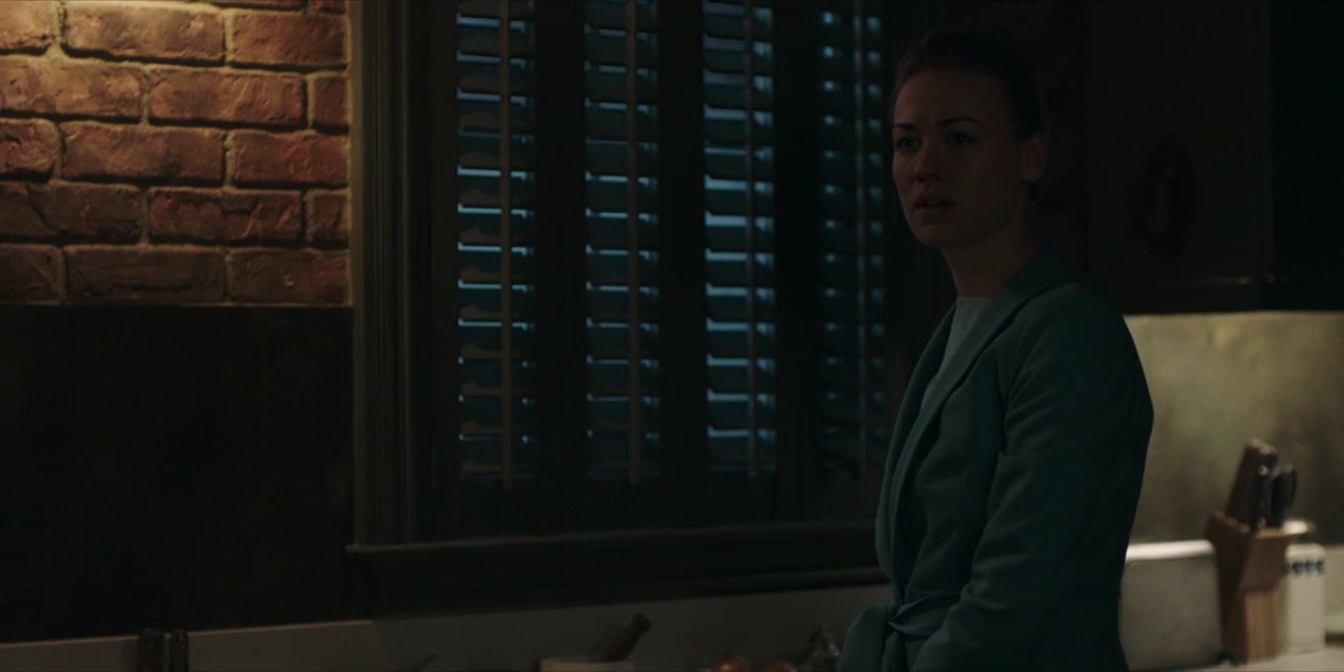 TheHandmaidsTale_1x09_TheBridge_0069.jpg