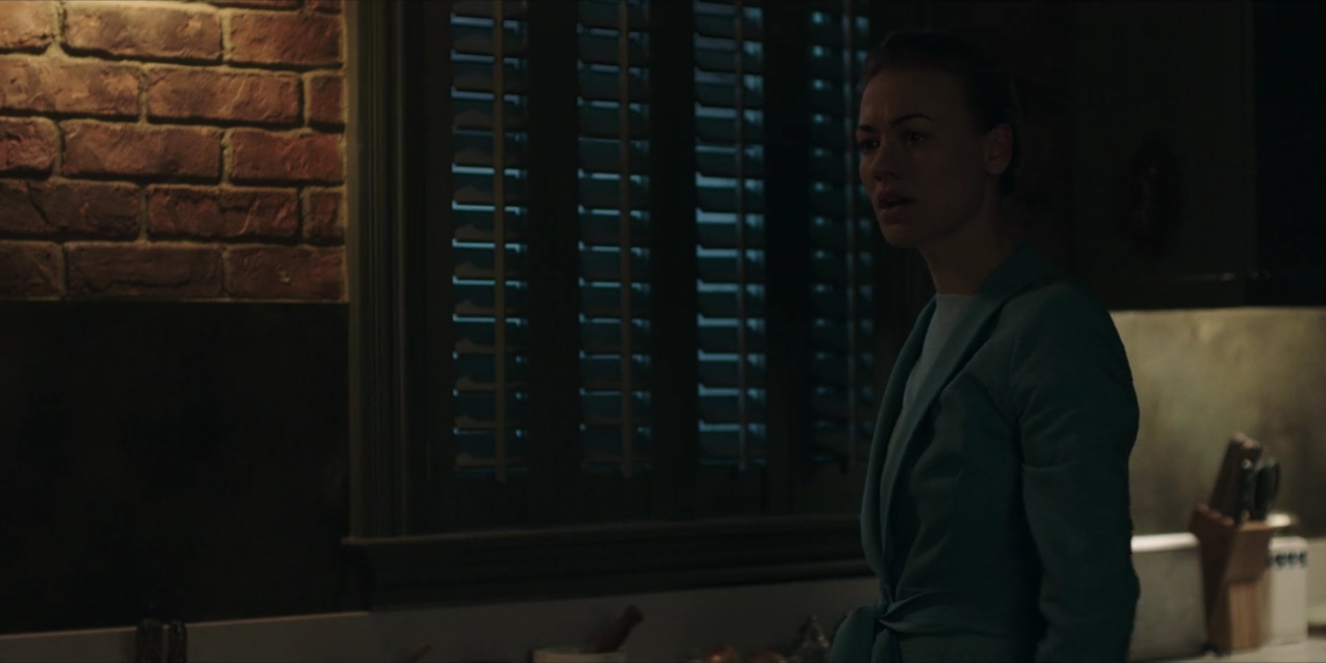 TheHandmaidsTale_1x09_TheBridge_0071.jpg