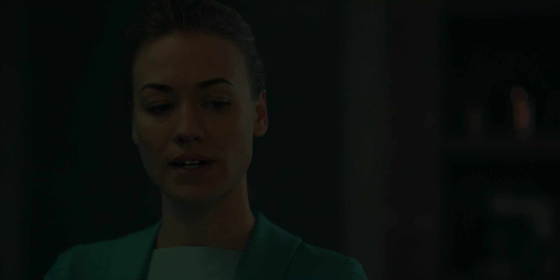 TheHandmaidsTale_1x09_TheBridge_0115.jpg