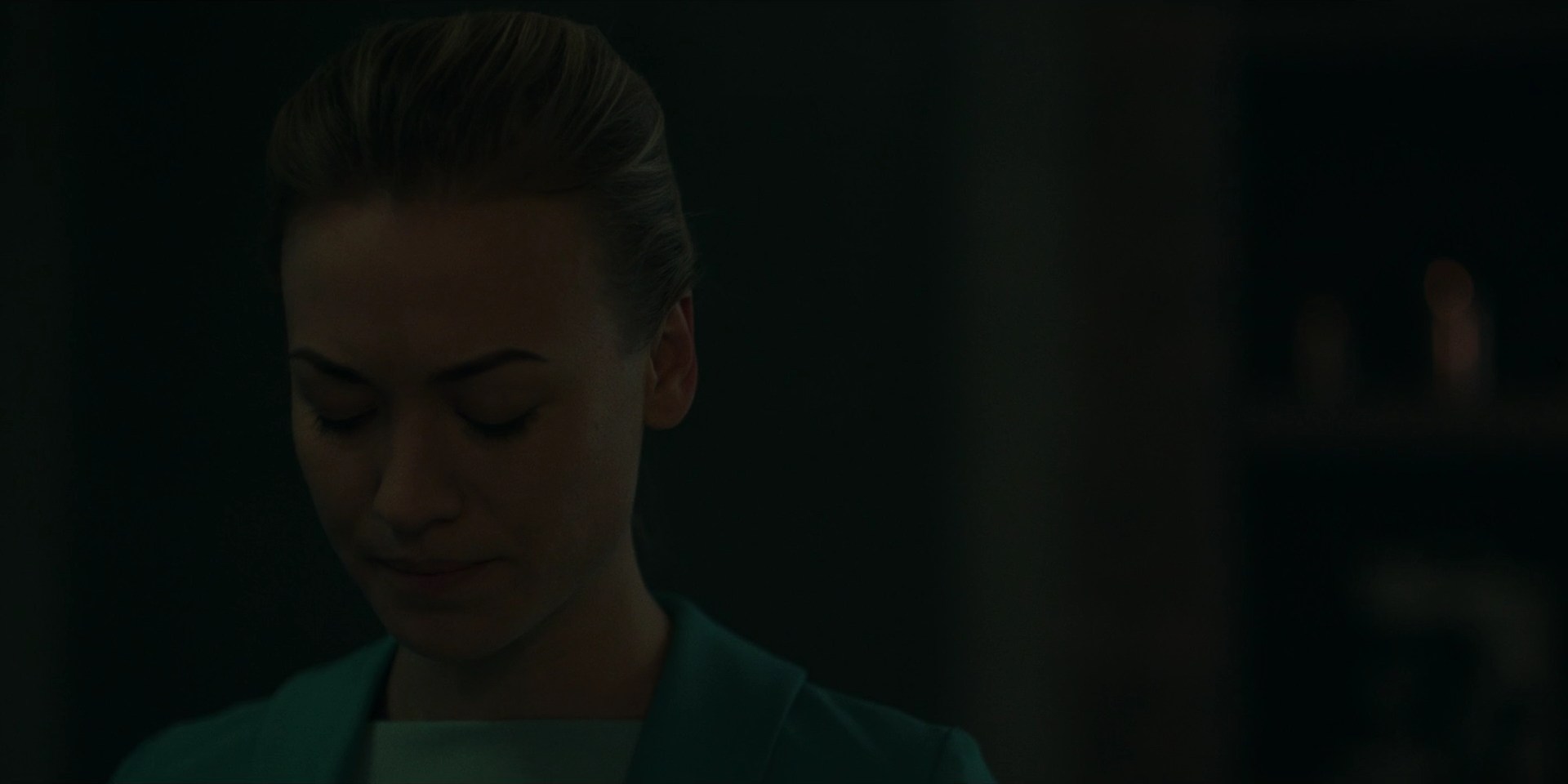 TheHandmaidsTale_1x09_TheBridge_0130.jpg