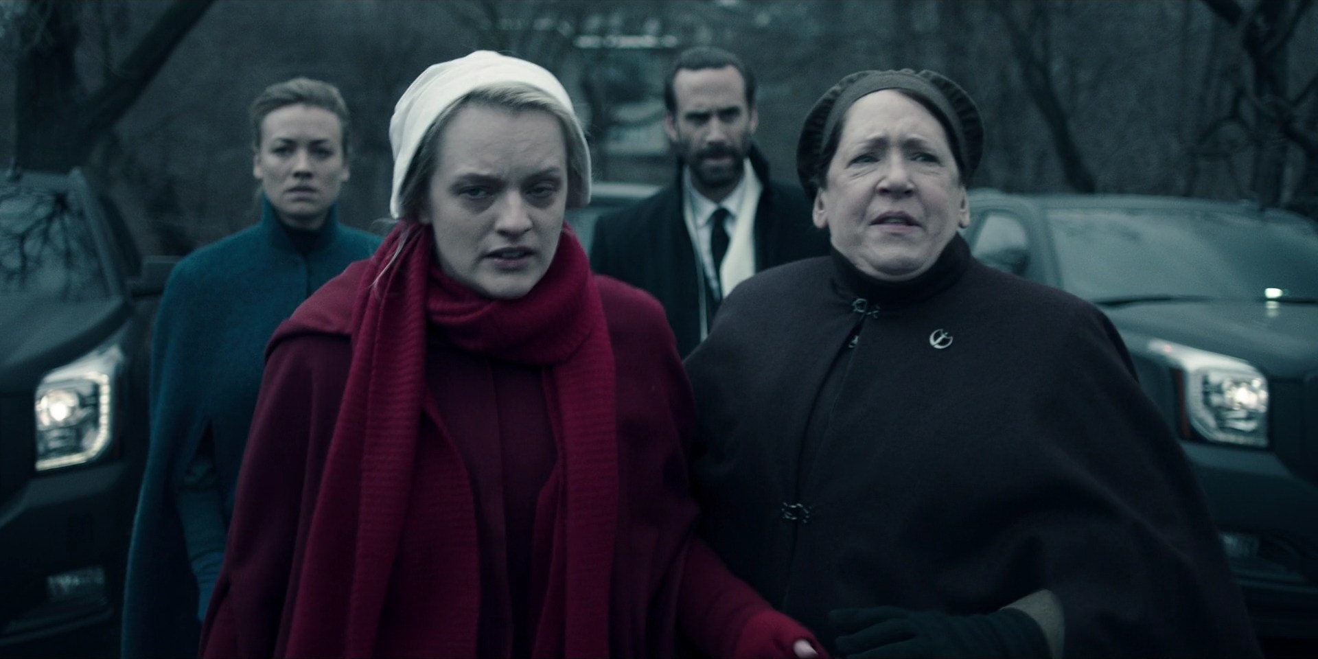 TheHandmaidsTale_1x09_TheBridge_0191.jpg