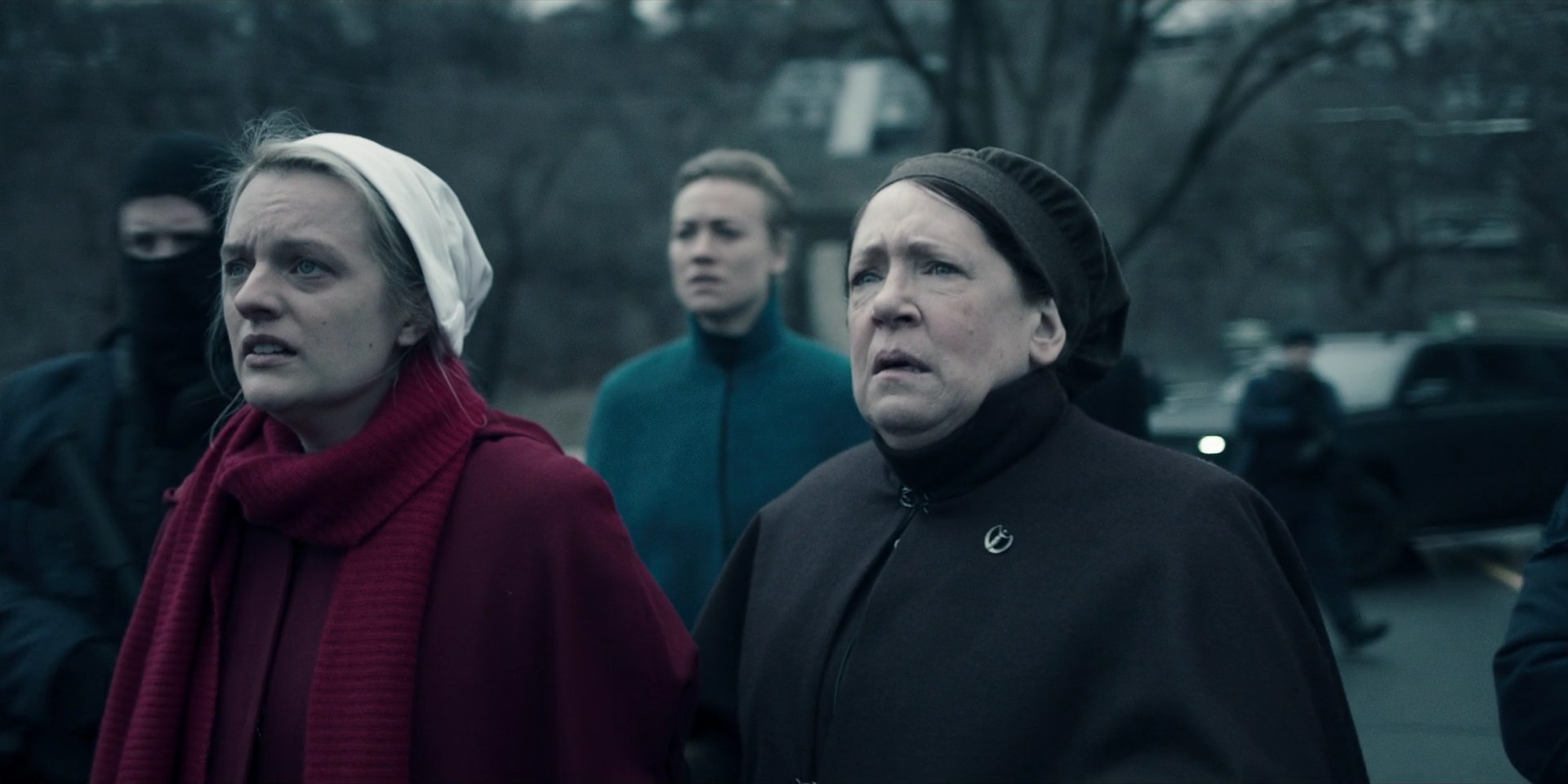 TheHandmaidsTale_1x09_TheBridge_0193.jpg