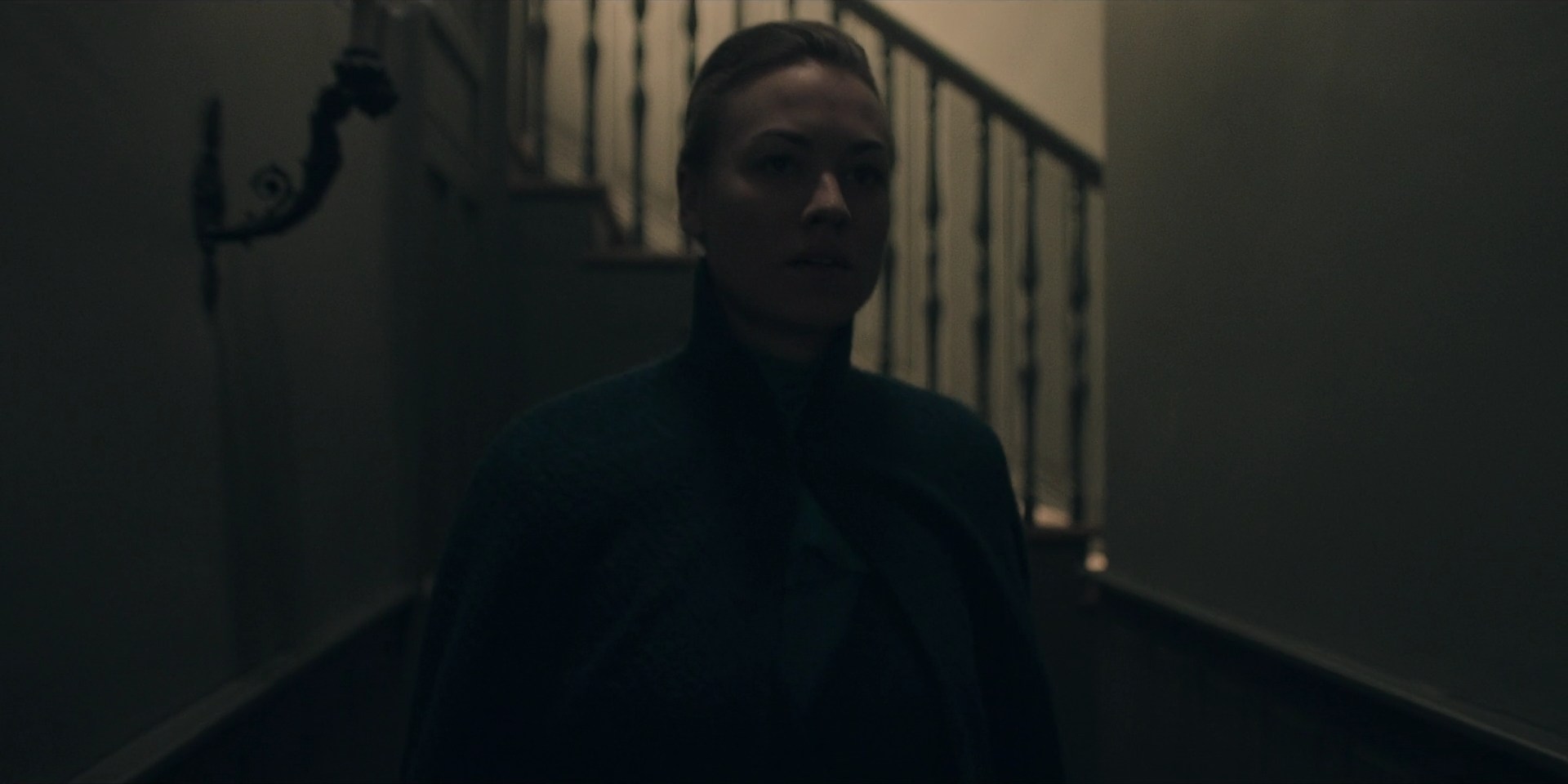 TheHandmaidsTale_1x09_TheBridge_0273.jpg