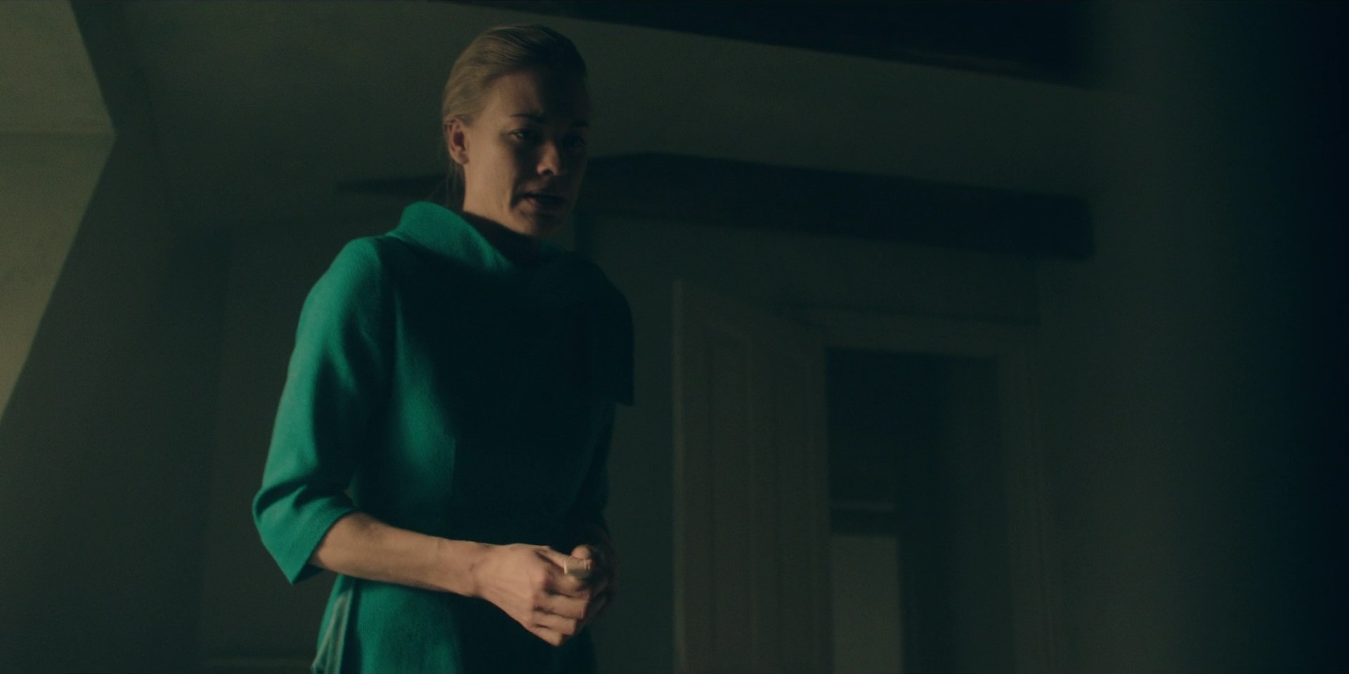 TheHandmaidsTale_1x10_Night_0035.jpg