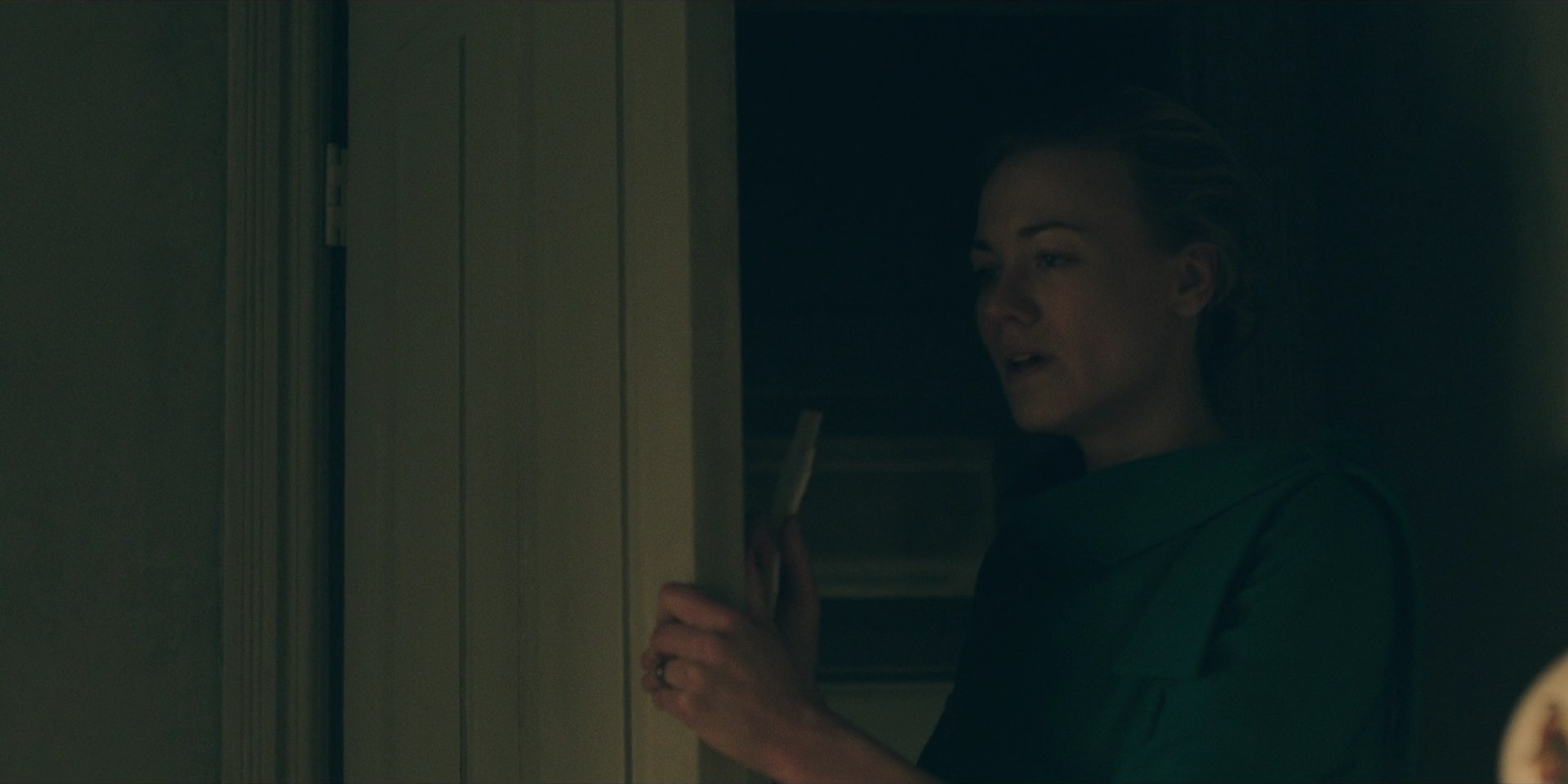 TheHandmaidsTale_1x10_Night_0088.jpg