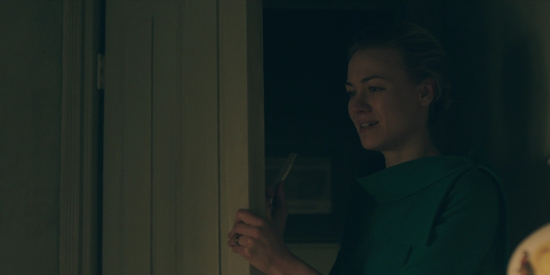 TheHandmaidsTale_1x10_Night_0094.jpg