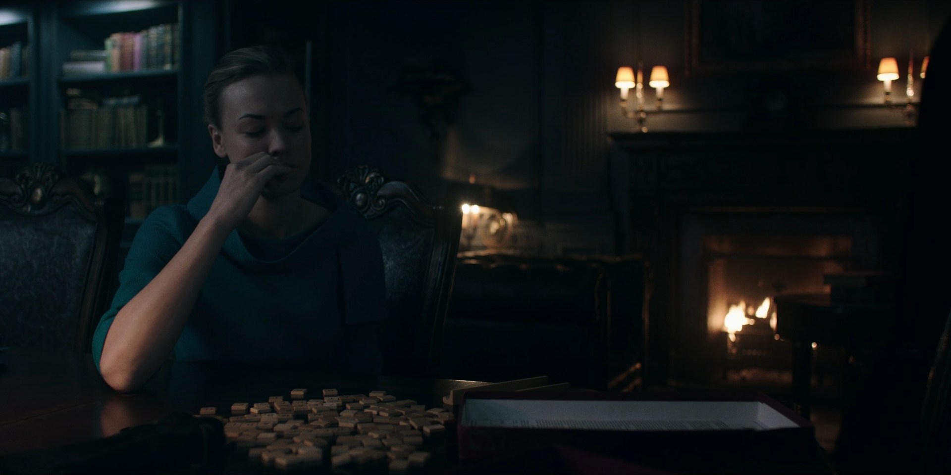 TheHandmaidsTale_1x10_Night_0137.jpg