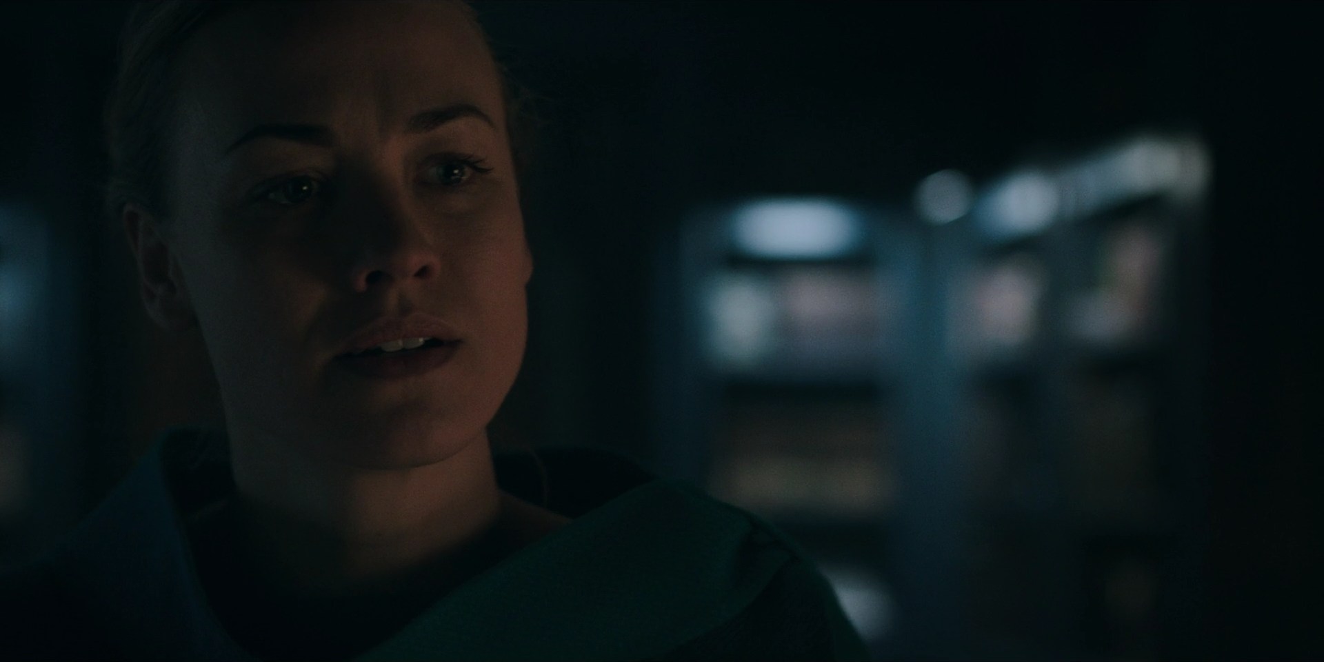 TheHandmaidsTale_1x10_Night_0191.jpg