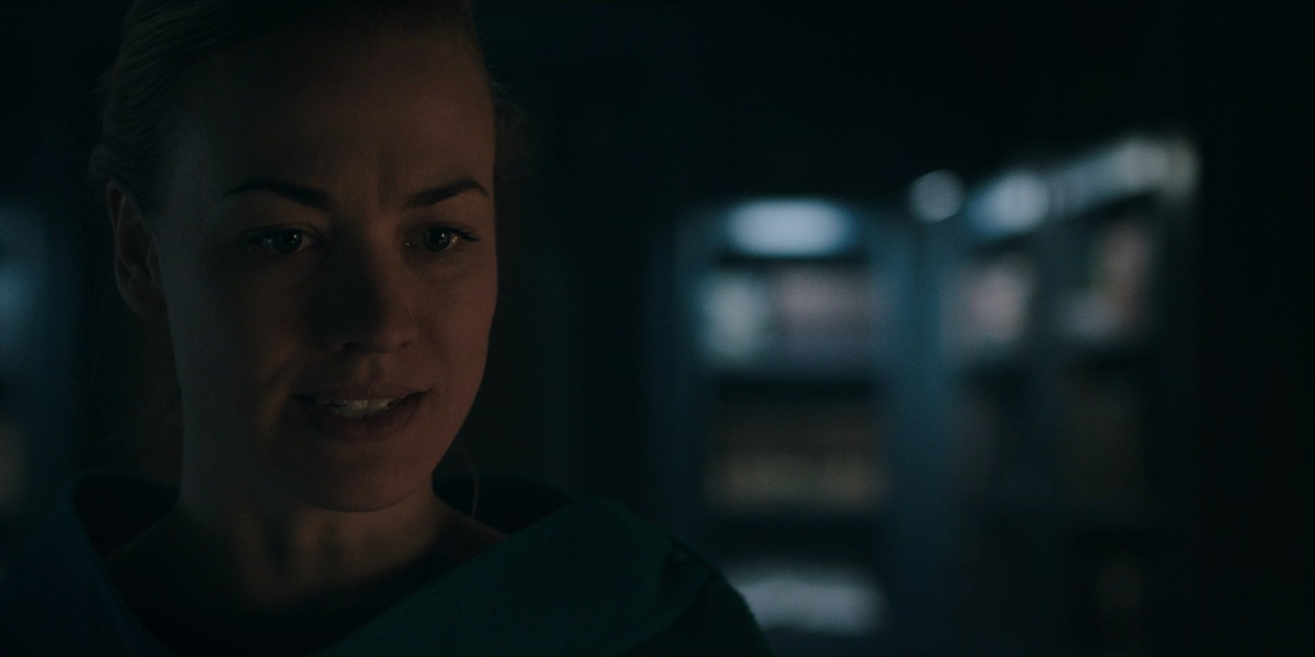 TheHandmaidsTale_1x10_Night_0208.jpg