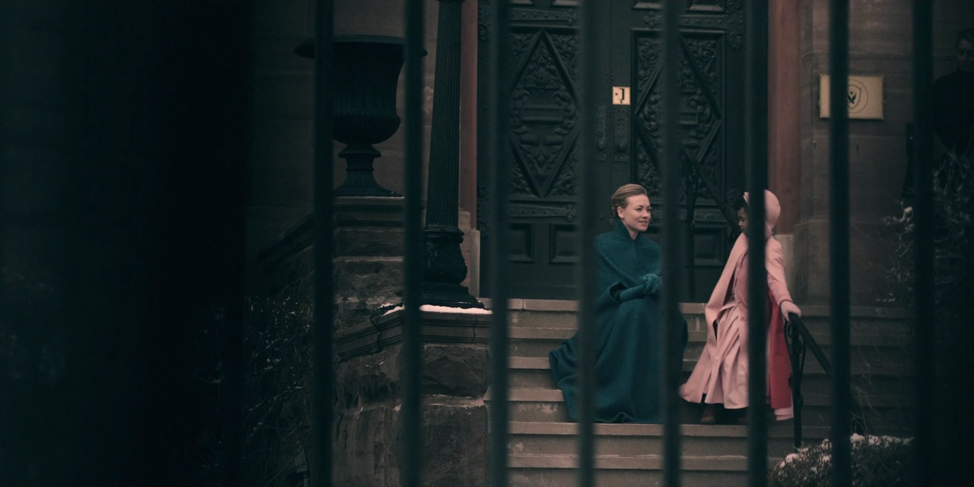 TheHandmaidsTale_1x10_Night_0280.jpg