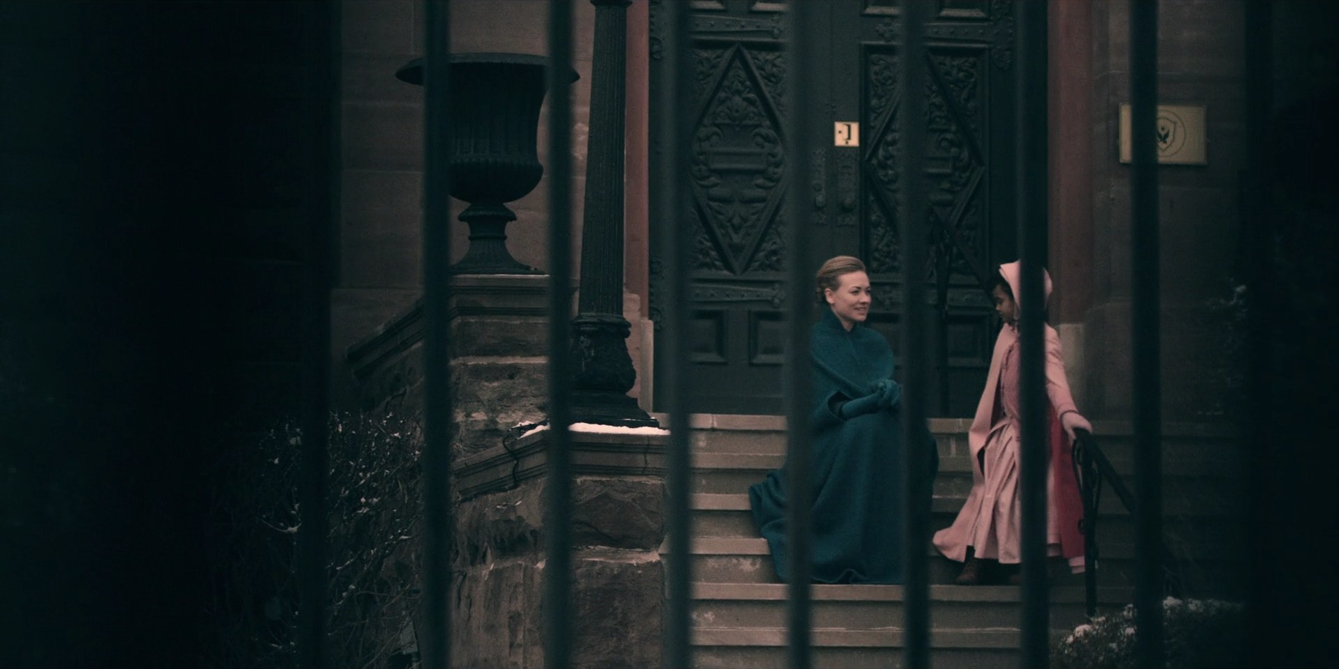 TheHandmaidsTale_1x10_Night_0281.jpg