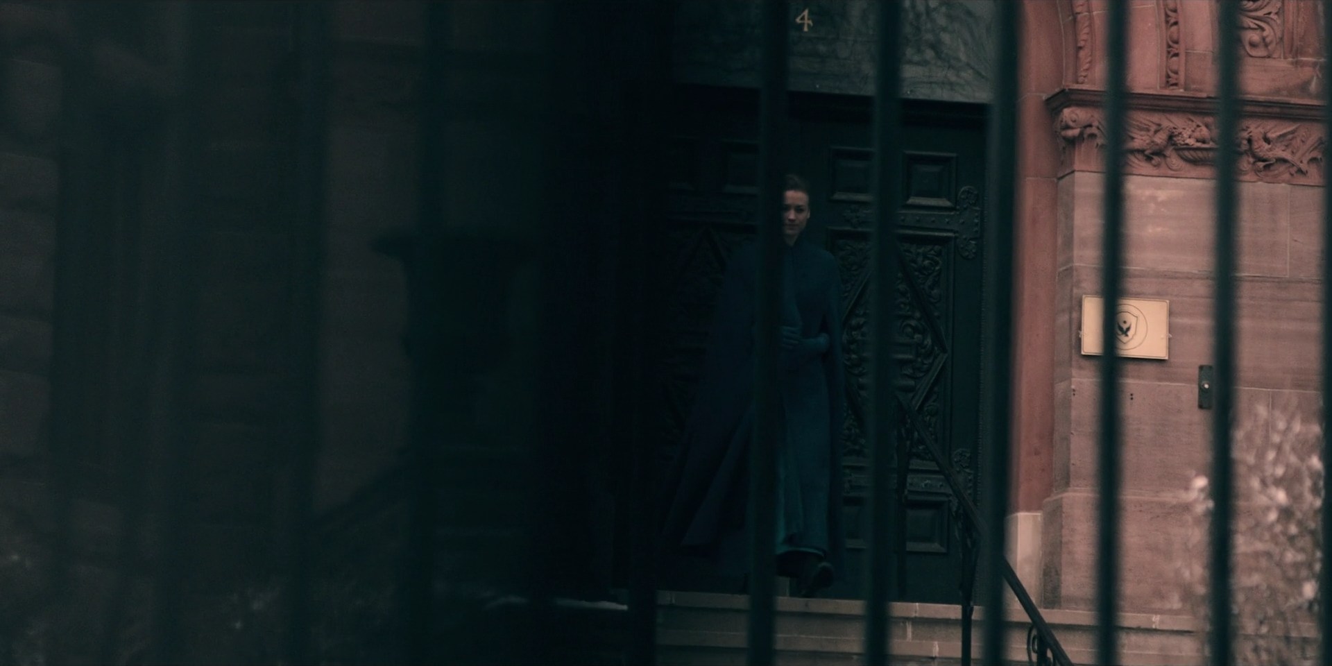 TheHandmaidsTale_1x10_Night_0290.jpg