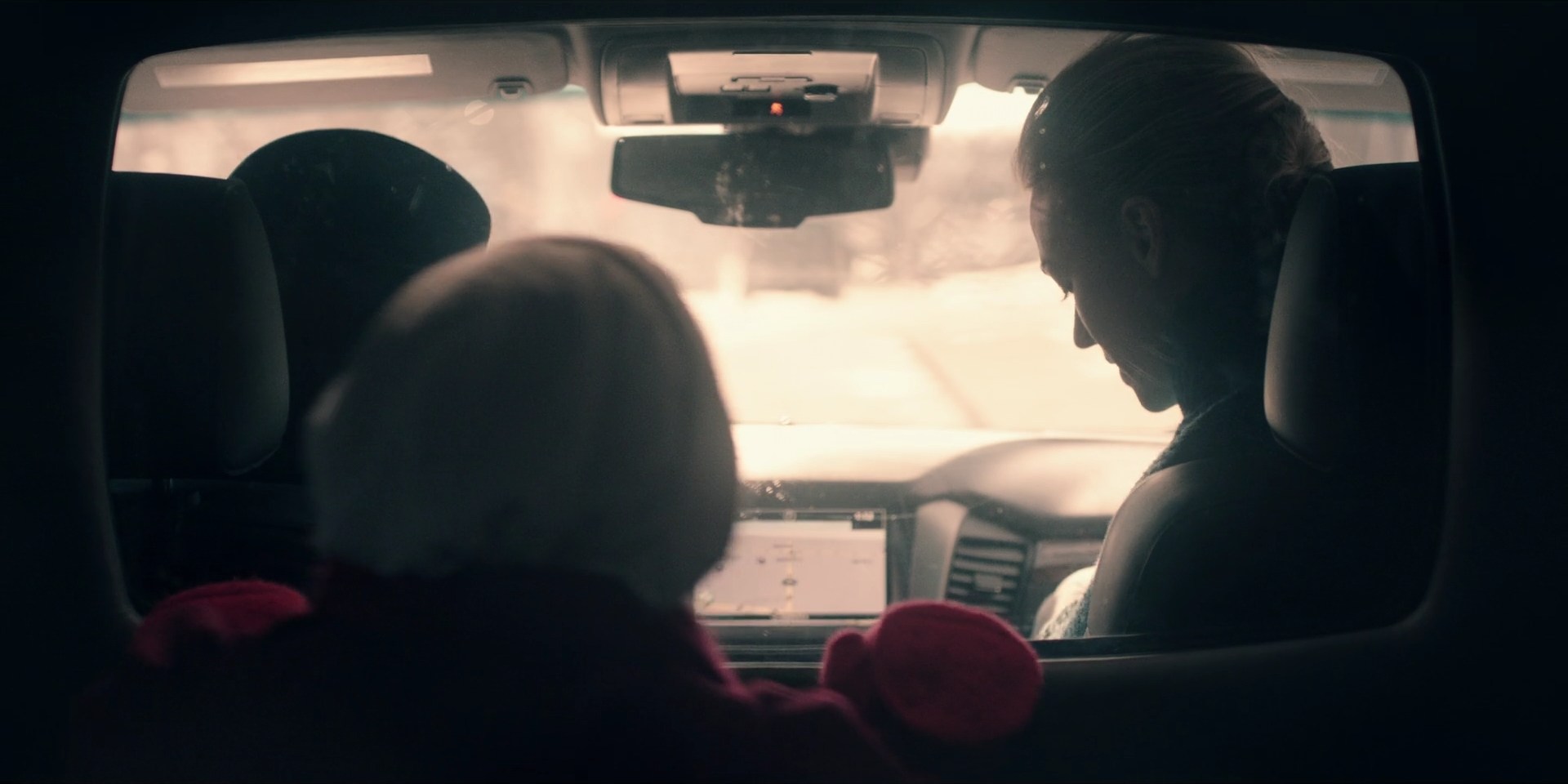 TheHandmaidsTale_1x10_Night_0295.jpg