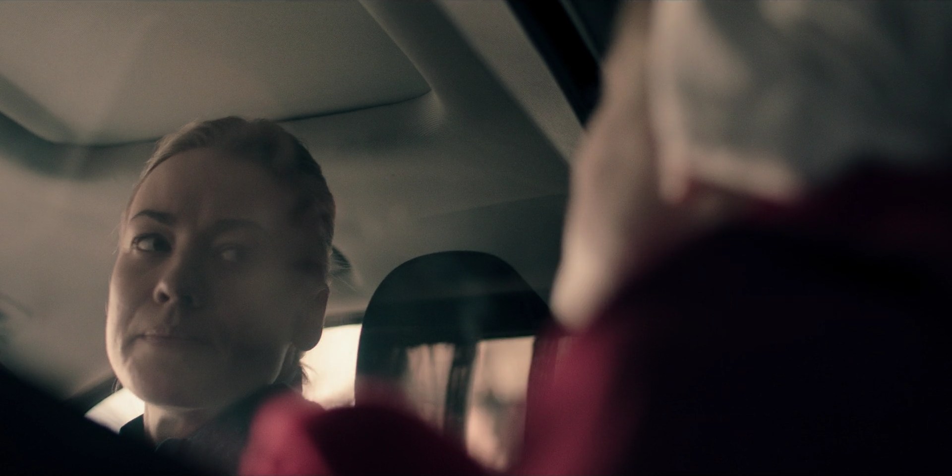 TheHandmaidsTale_1x10_Night_0305.jpg