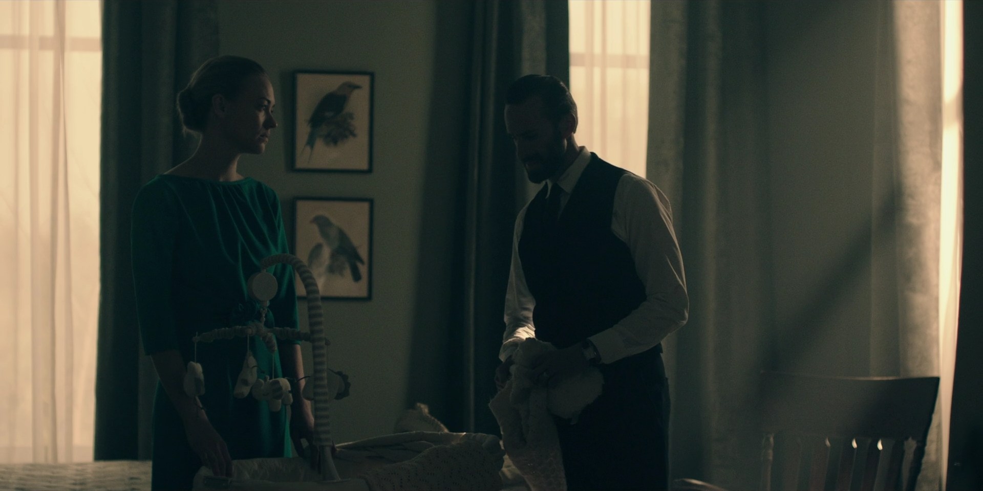 TheHandmaidsTale_1x10_Night_0375.jpg TheHandmaidsTale_1x10_Night_0375.jpg