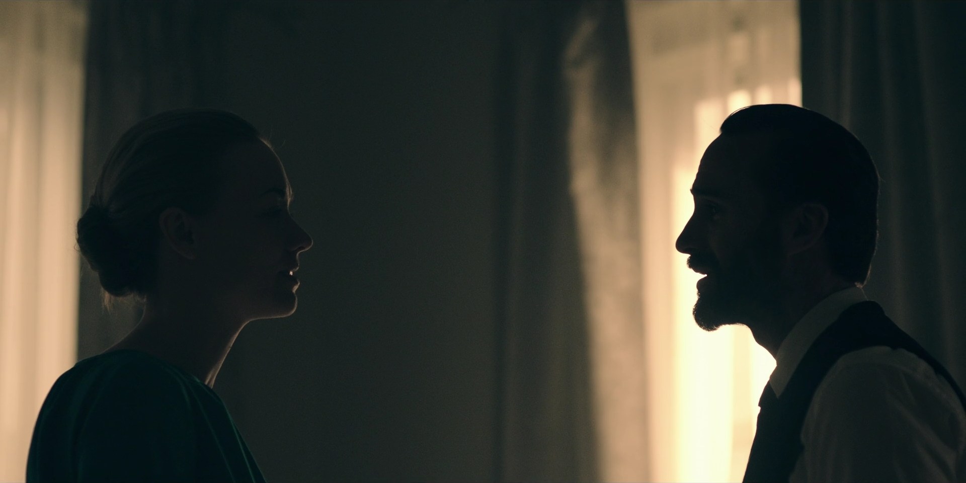 TheHandmaidsTale_1x10_Night_0379.jpg