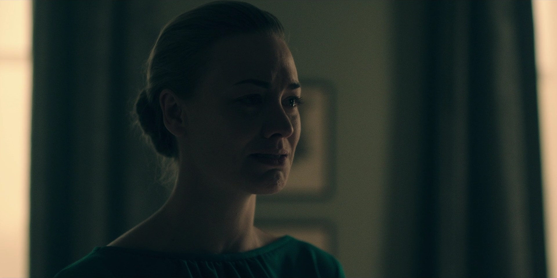 TheHandmaidsTale_1x10_Night_0387.jpg