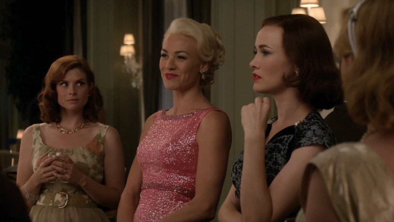 TheAstronautWivesClub_1x01_Launch_0065.jpg