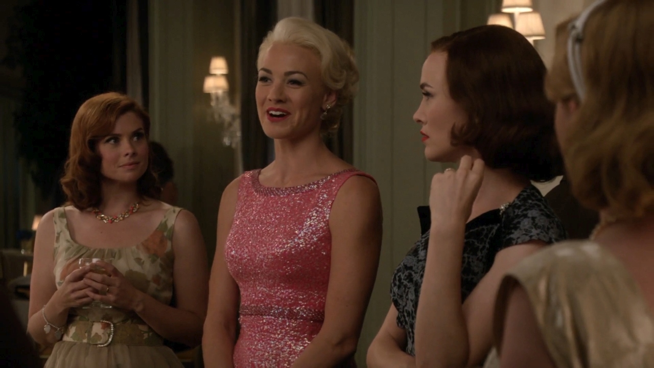 TheAstronautWivesClub_1x01_Launch_0068.jpg