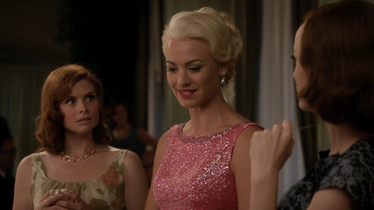 TheAstronautWivesClub_1x01_Launch_0078.jpg