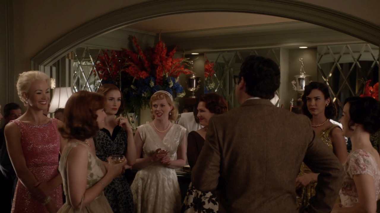 TheAstronautWivesClub_1x01_Launch_0089.jpg