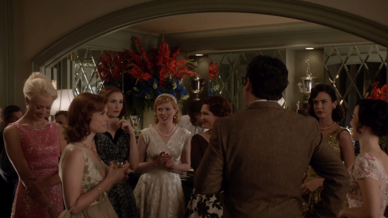 TheAstronautWivesClub_1x01_Launch_0090.jpg