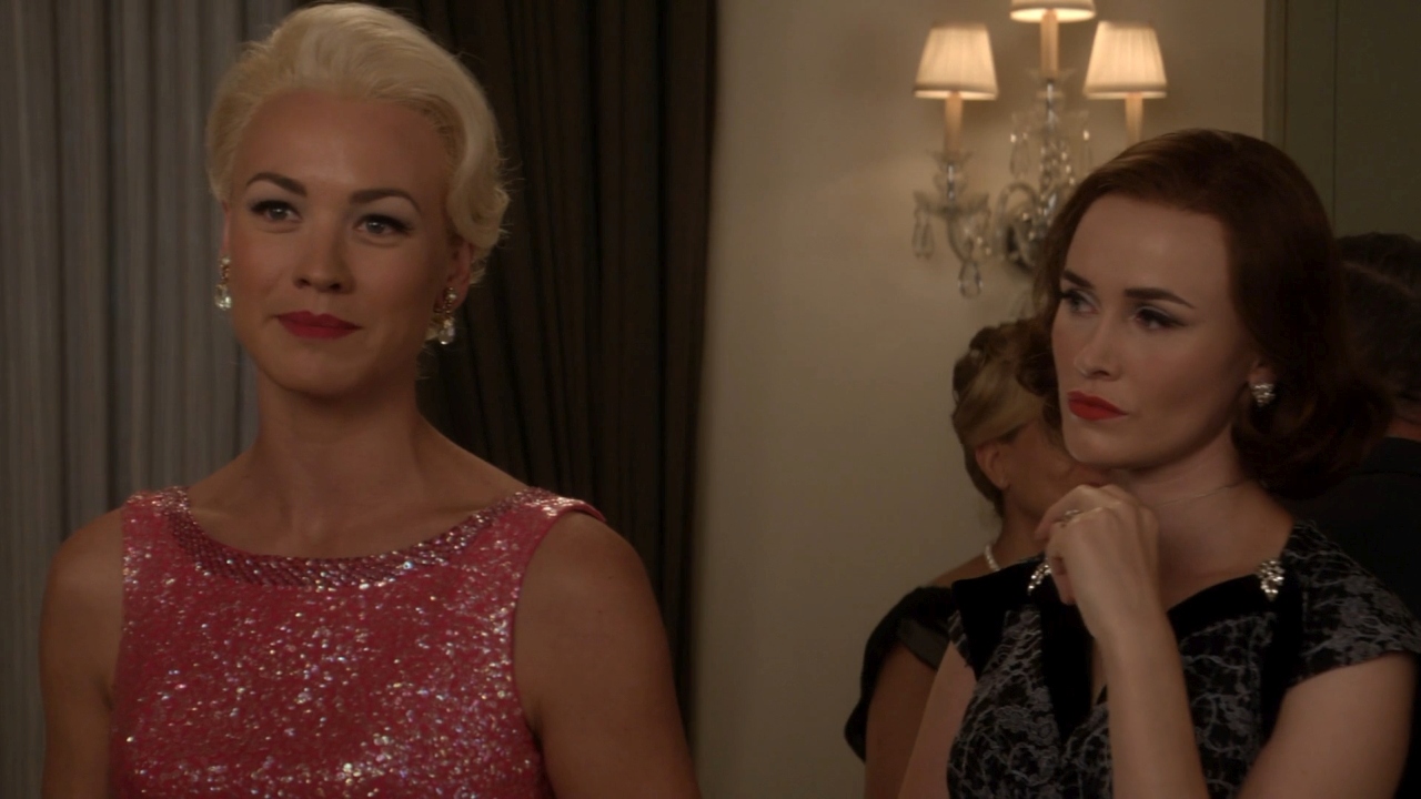 TheAstronautWivesClub_1x01_Launch_0096.jpg