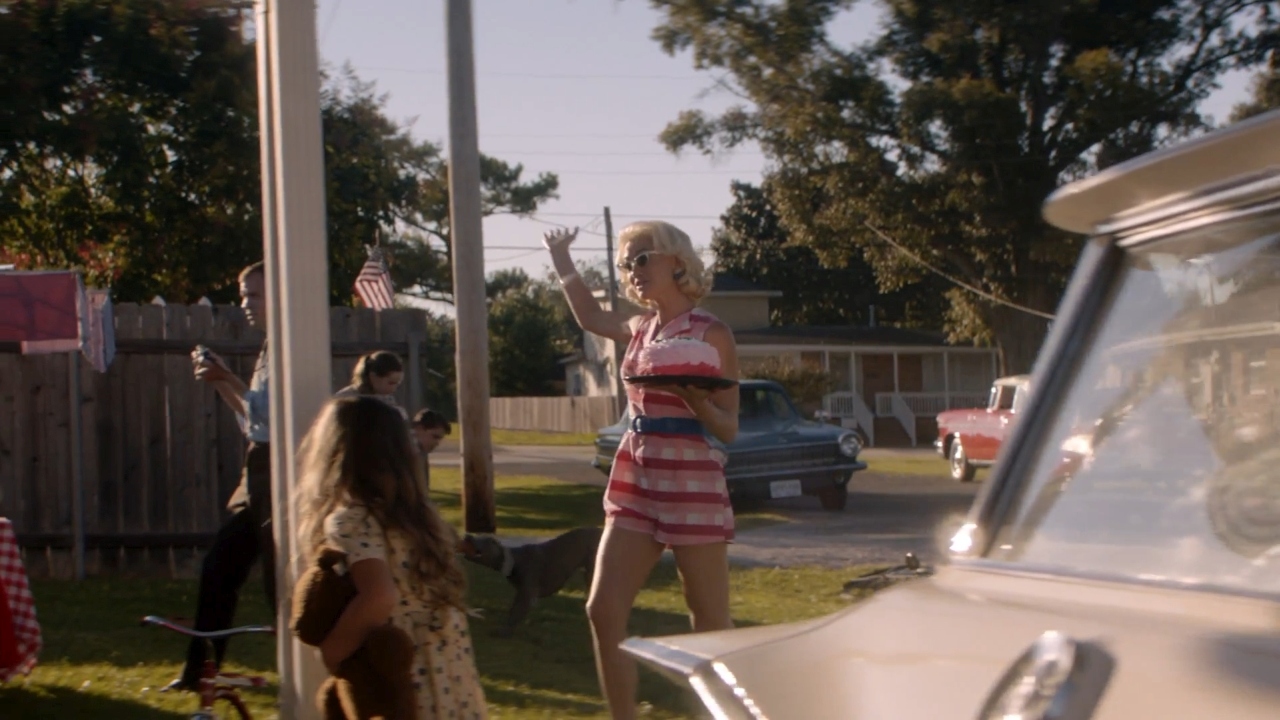 TheAstronautWivesClub_1x01_Launch_0196.jpg