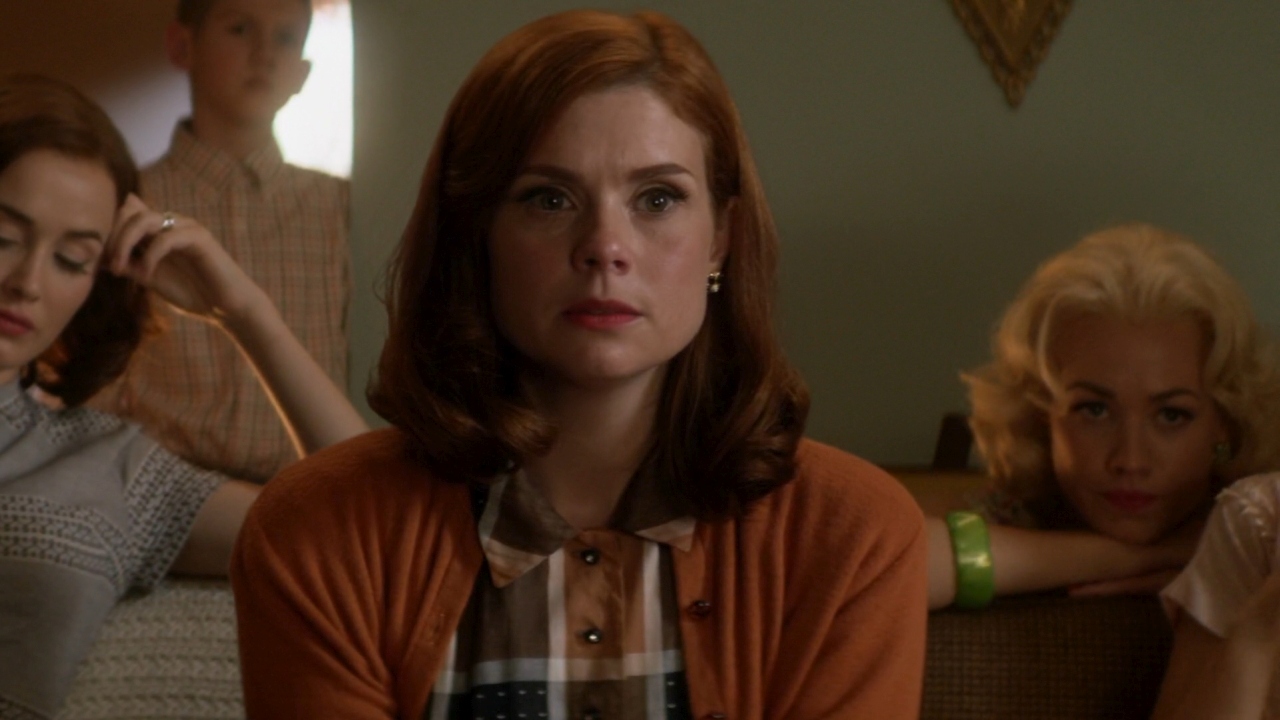 TheAstronautWivesClub_1x02_Protocol_0106.jpg