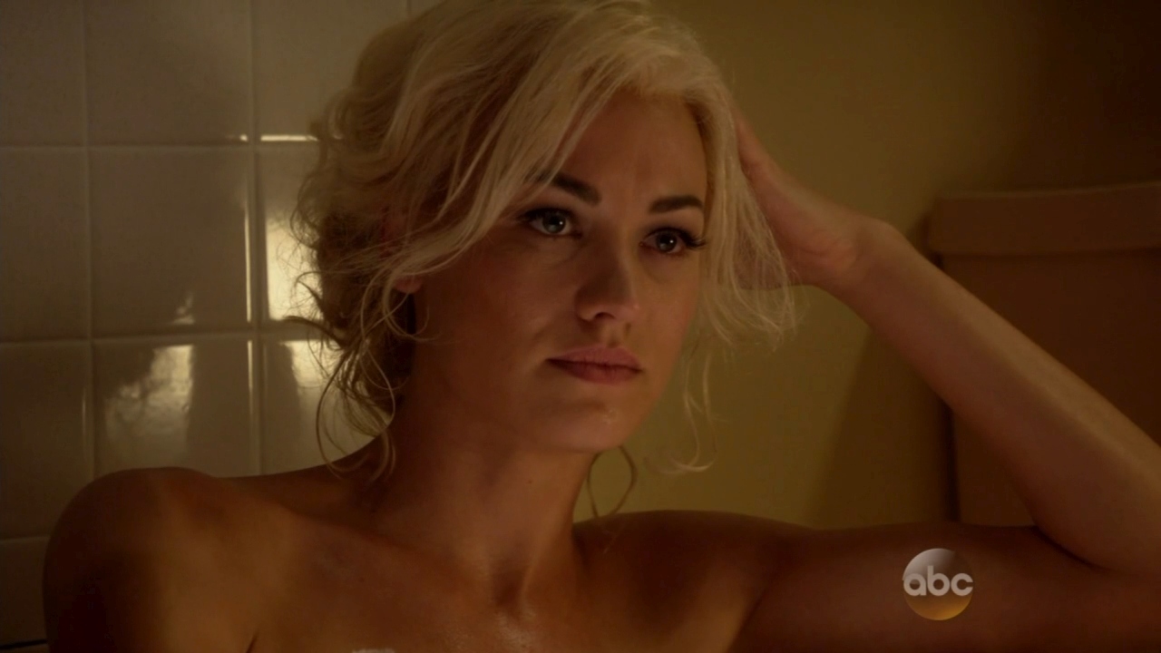 TheAstronautWivesClub_1x03_Retroattitude_0574.jpg