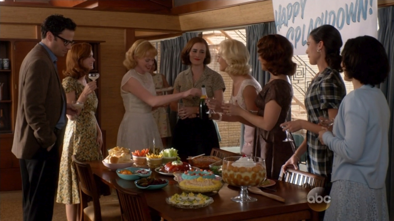 TheAstronautWivesClub_1x04_Liftoff_0065.jpg TheAstronautWivesClub_1x04_Liftoff_0065.jpg