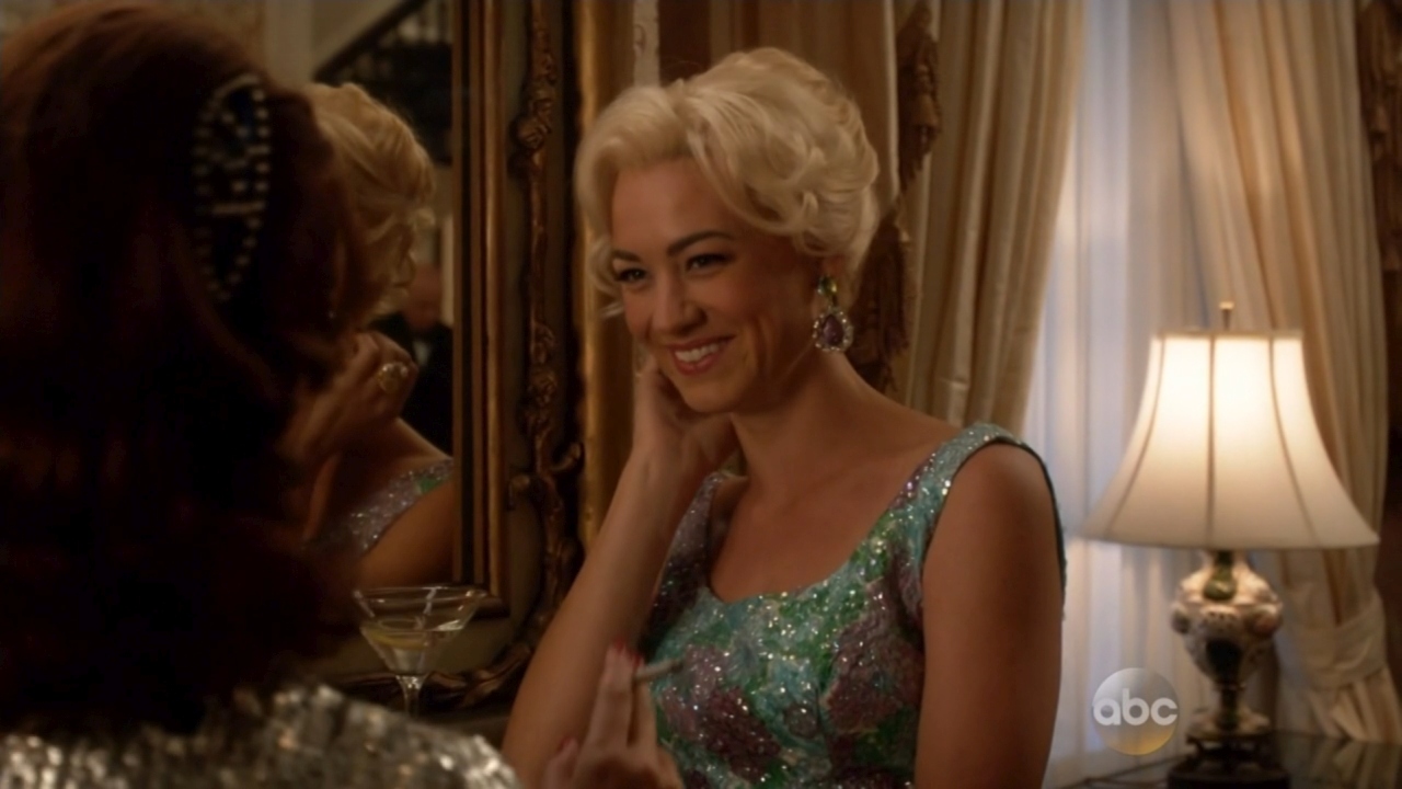 TheAstronautWivesClub_1x04_Liftoff_0125.jpg