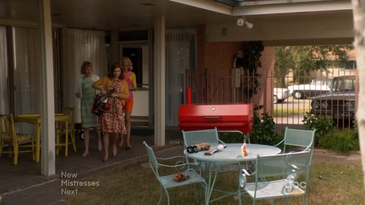 TheAstronautWivesClub_1x04_Liftoff_0231.jpg