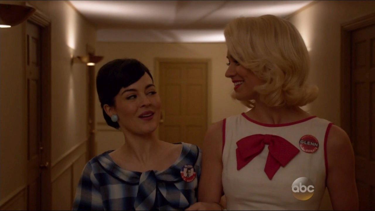 TAWC_1x06_IntheBlind_0215.jpg