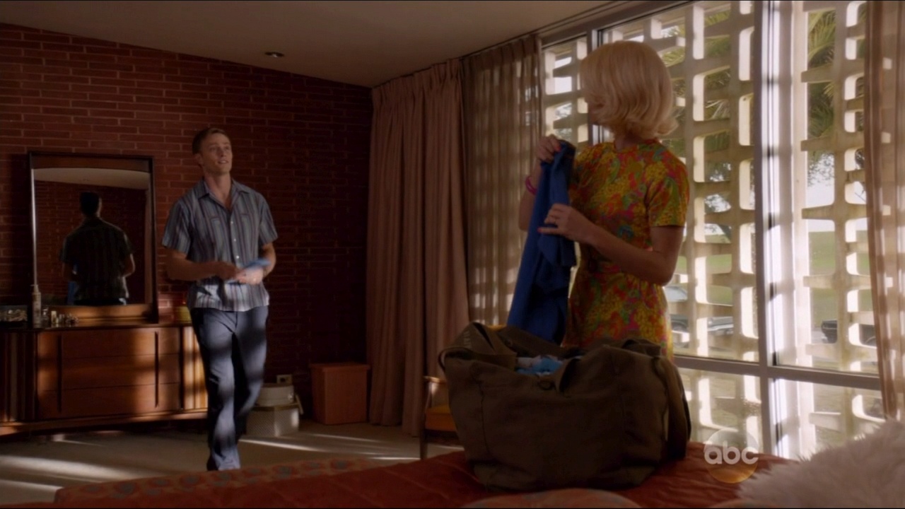 TAWC_1x06_IntheBlind_0254.jpg