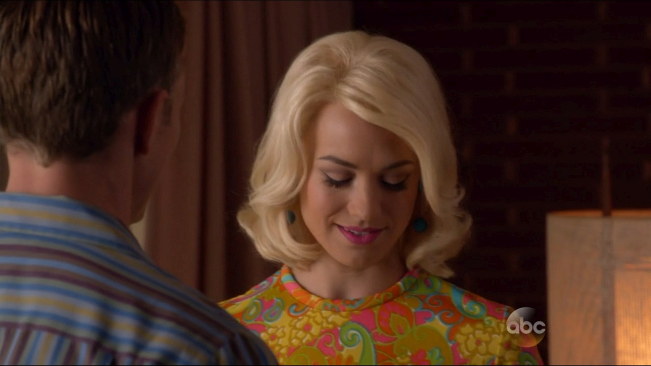 TAWC_1x06_IntheBlind_0265.jpg
