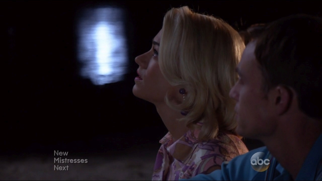 TAWC_1x06_IntheBlind_0382.jpg