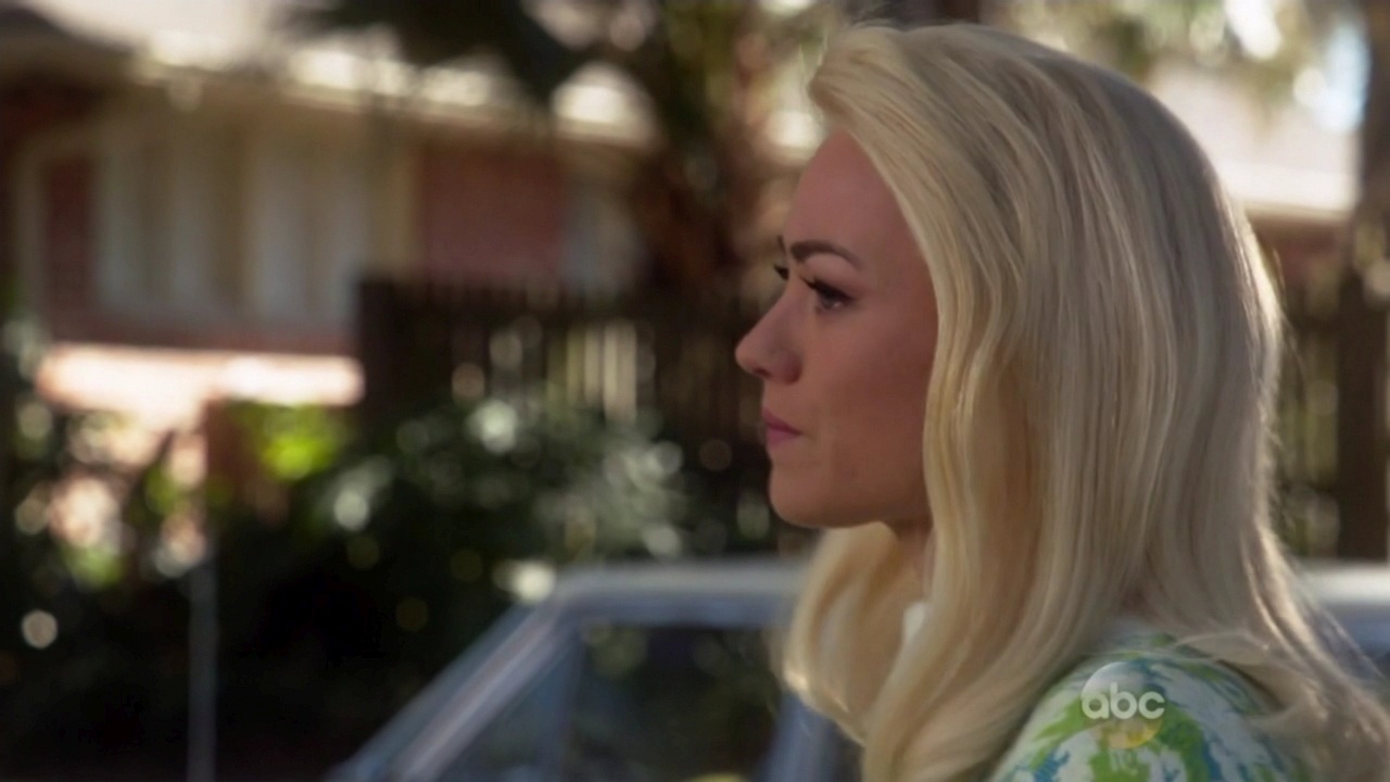 TAWC_1x09_TheDarkSide_0096.jpg